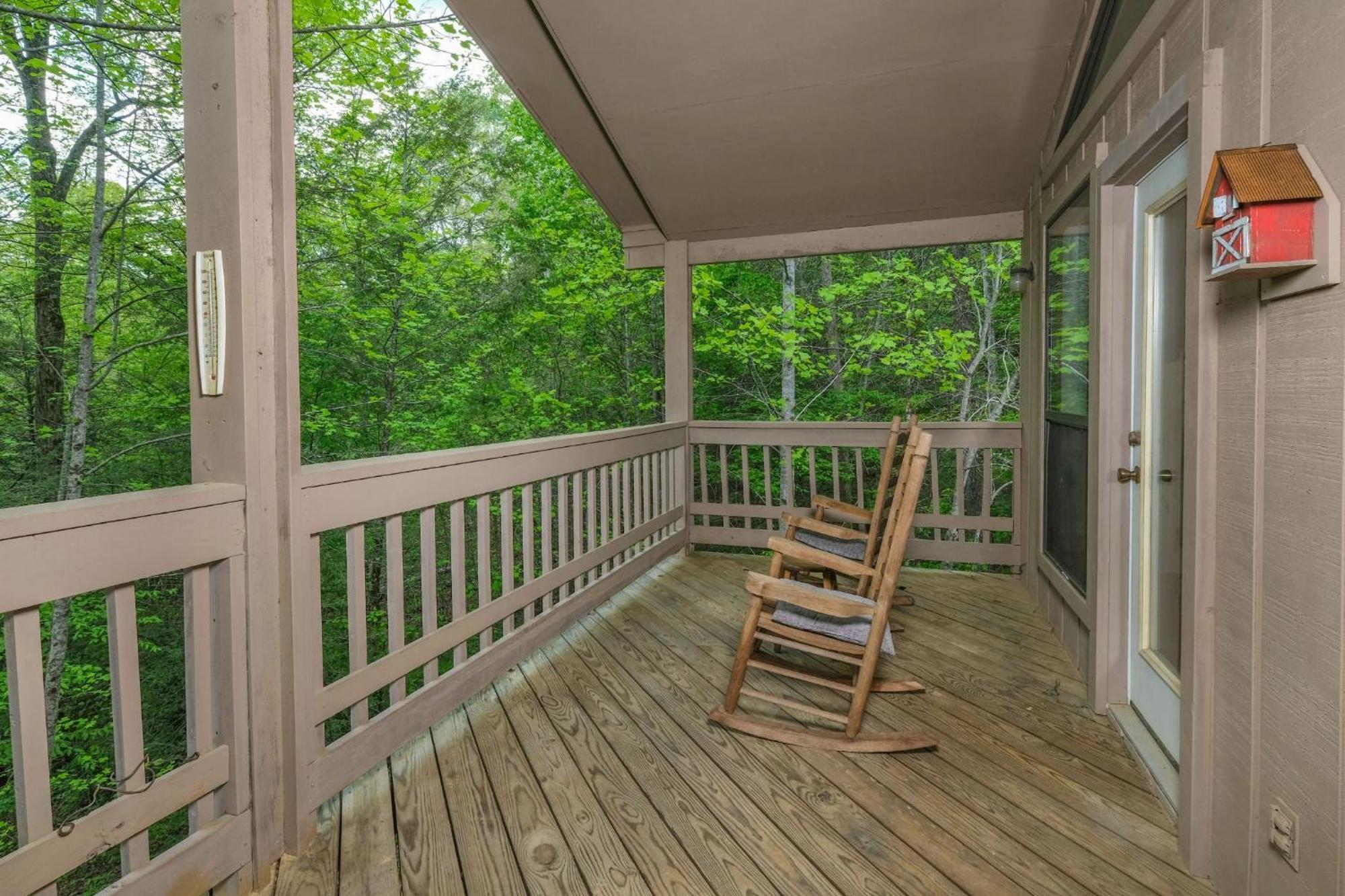The Bird Hallar Gatlinburg Exterior photo
