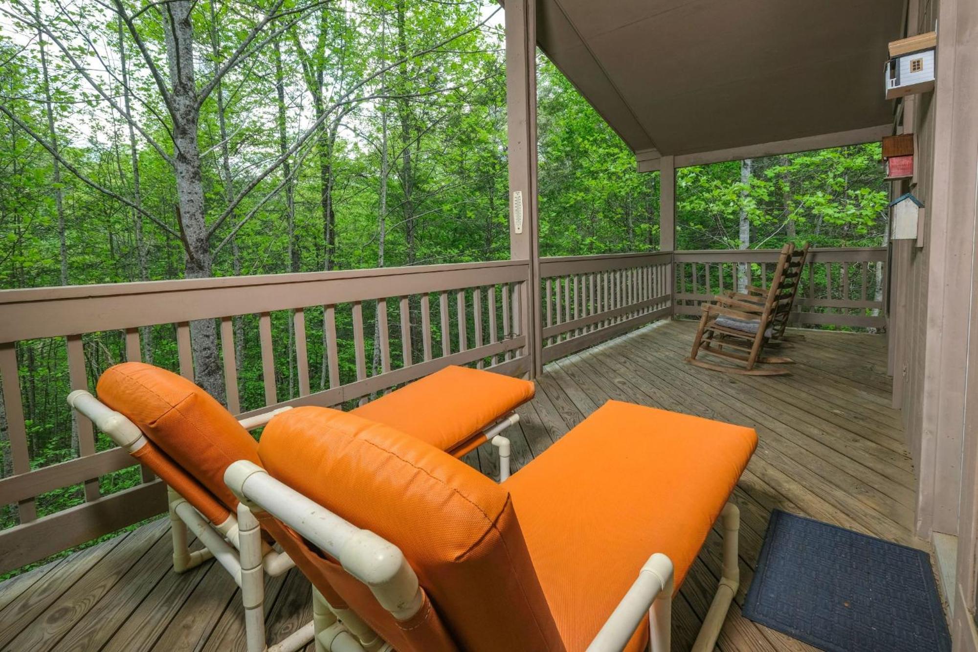 The Bird Hallar Gatlinburg Exterior photo
